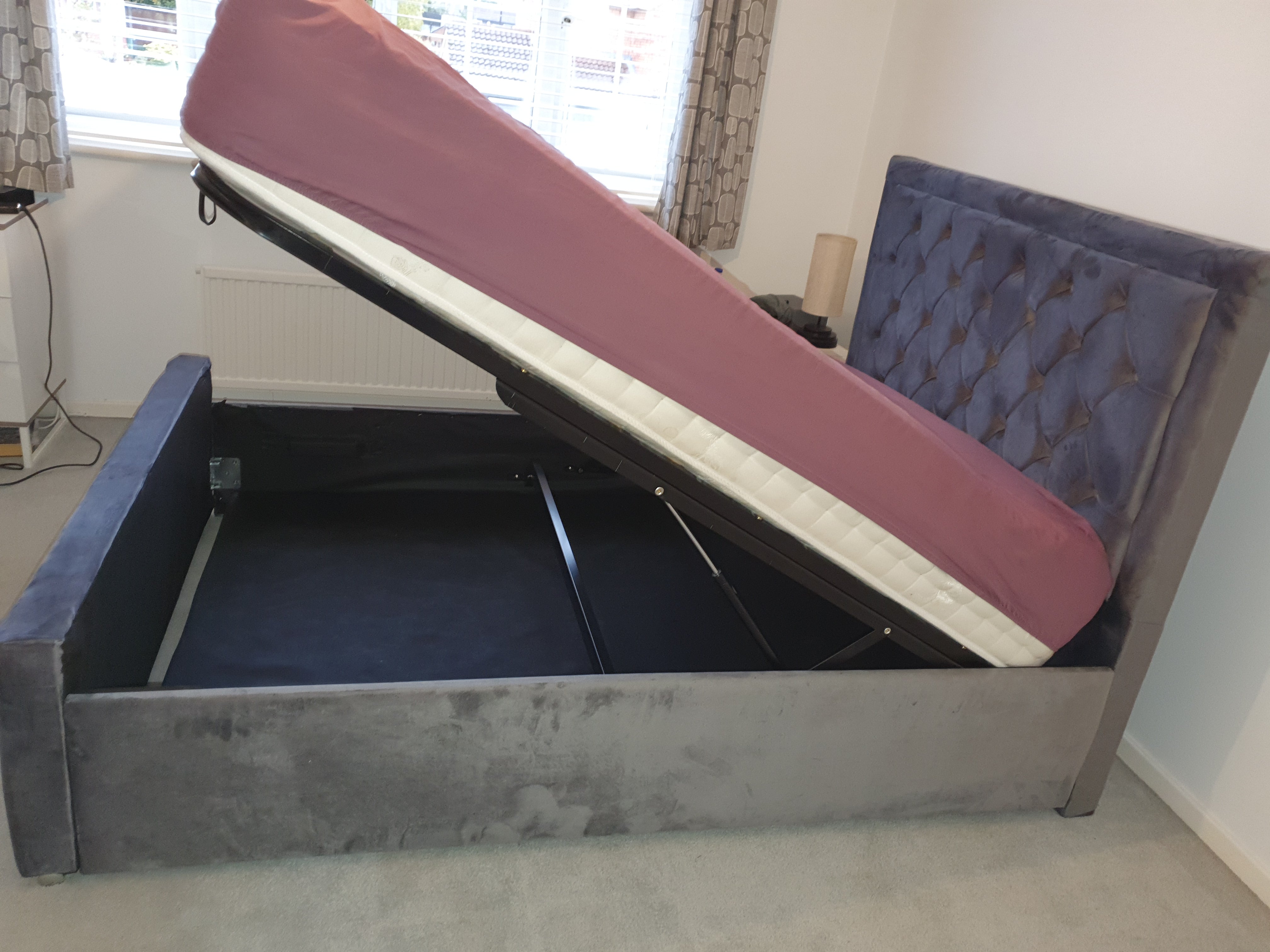 Chesterfield Buttoned Bed Frame