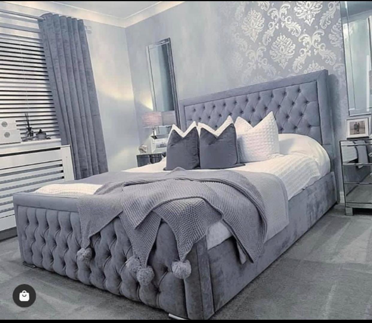 Chesterfield Buttoned Bed Frame