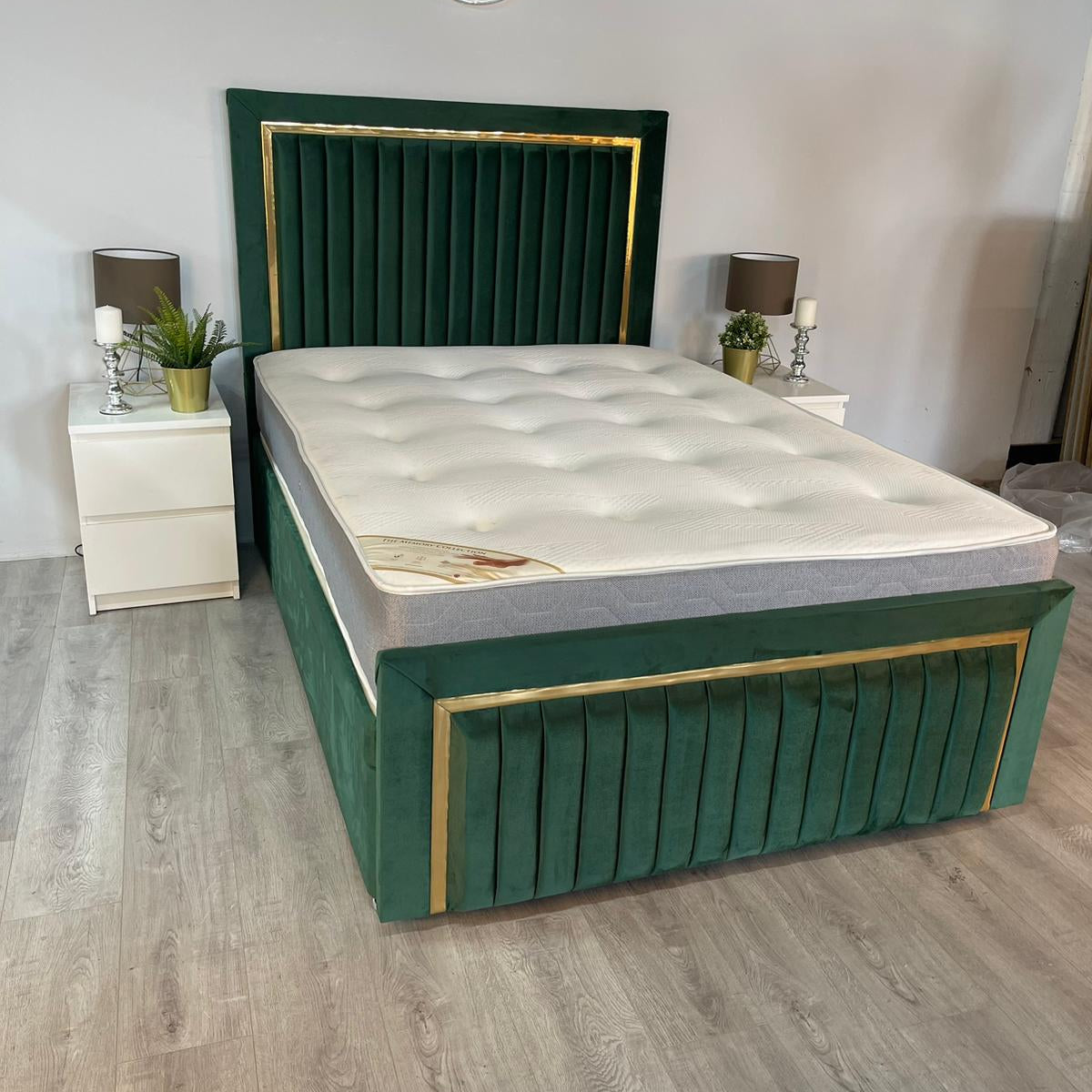 Single Chesterfield Bed