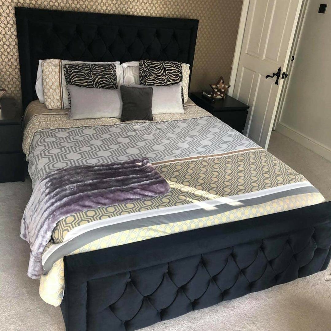Chesterfield Buttoned Bed Frame