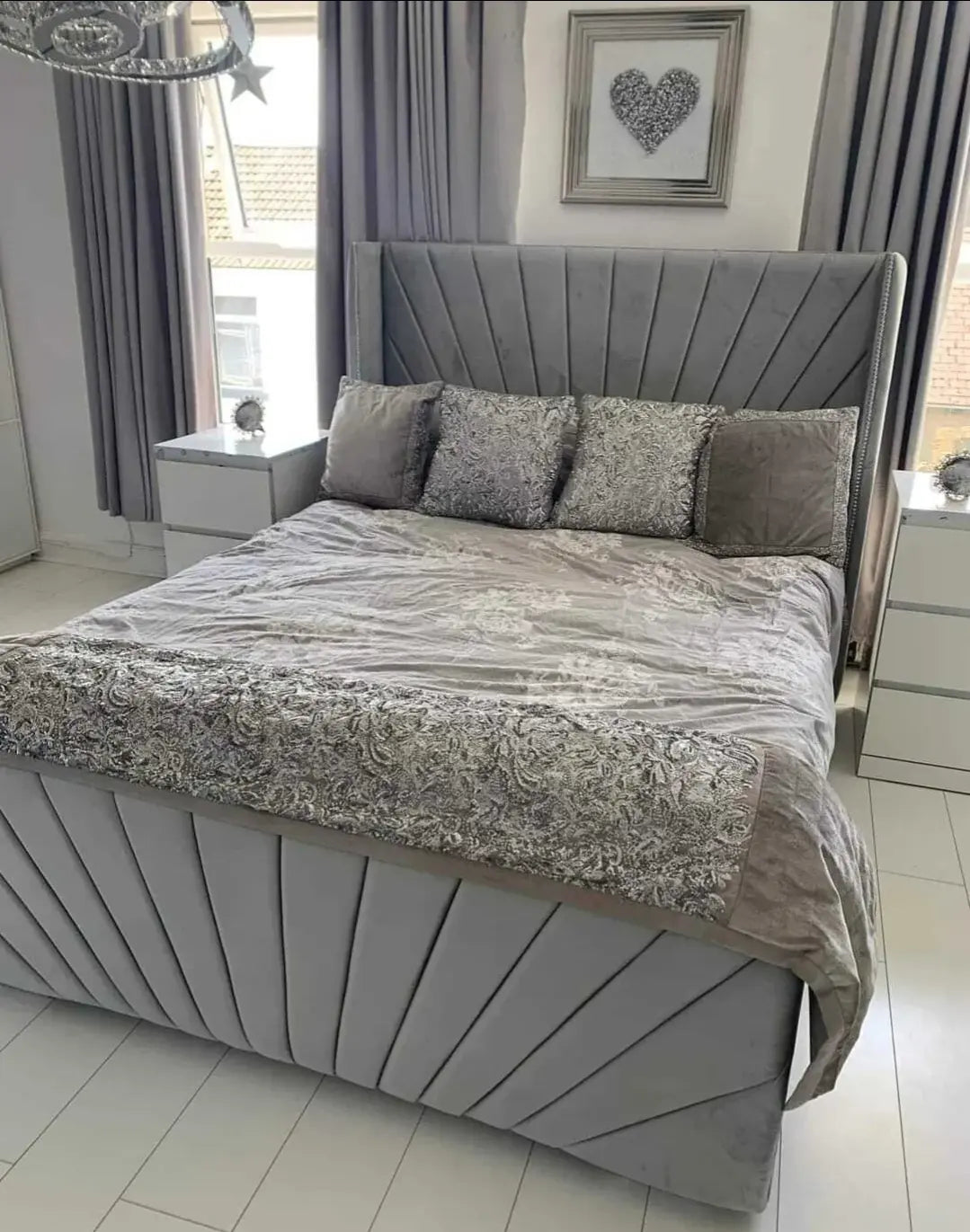 Olivia Wing Bed