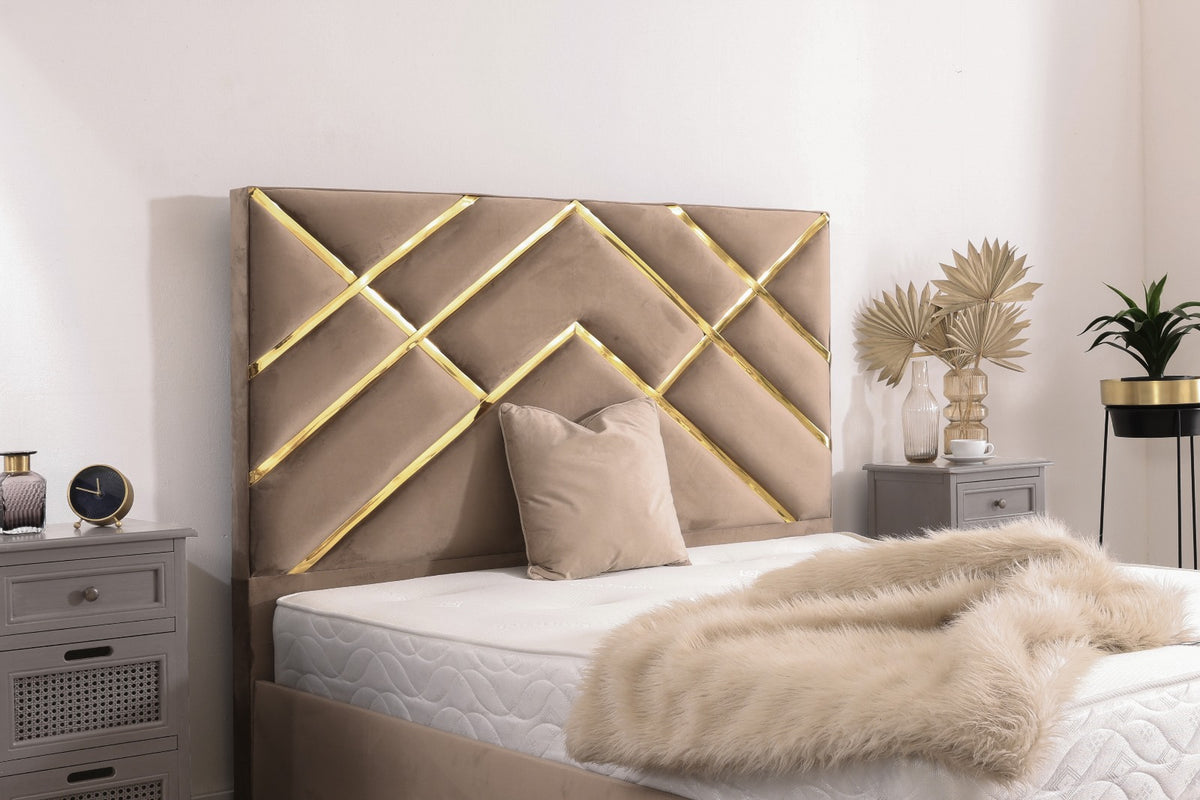 Sarrai Mirror Lines Bed