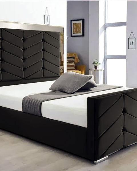 Arooj Chesterfield Mirror Bed