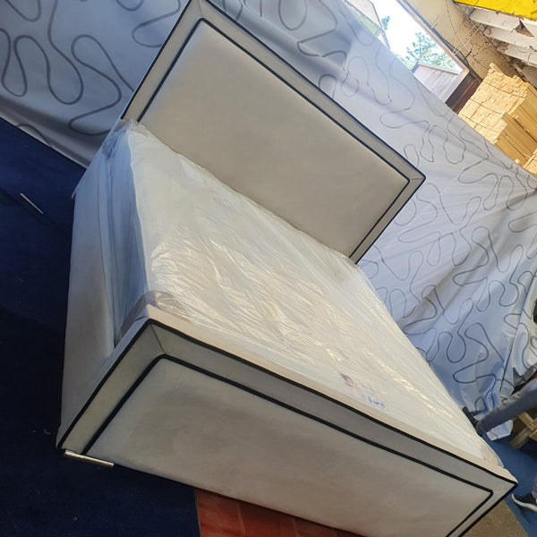 Plain strip bed