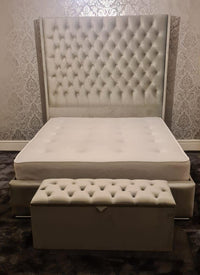 Victoria Luxury Wing Bed