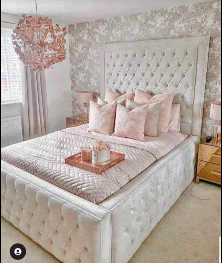 Bed with Button Diamonds