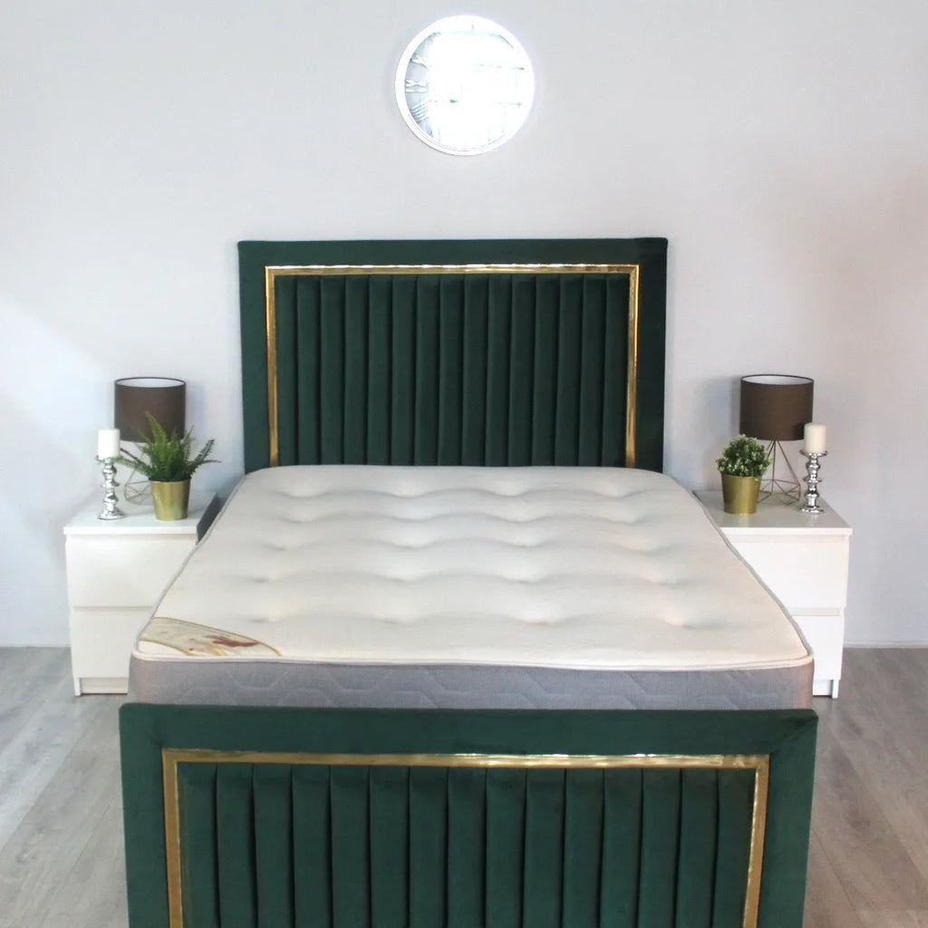 Julia Border Panel Strip Bed