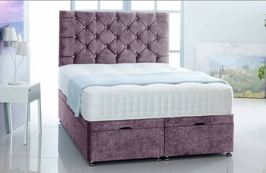 Maria Chesterfield Bed