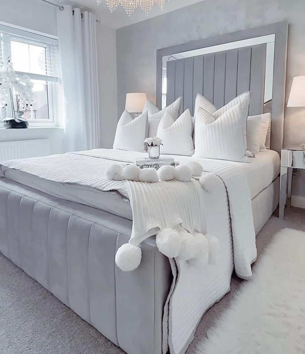 London Panel Mirror Bed
